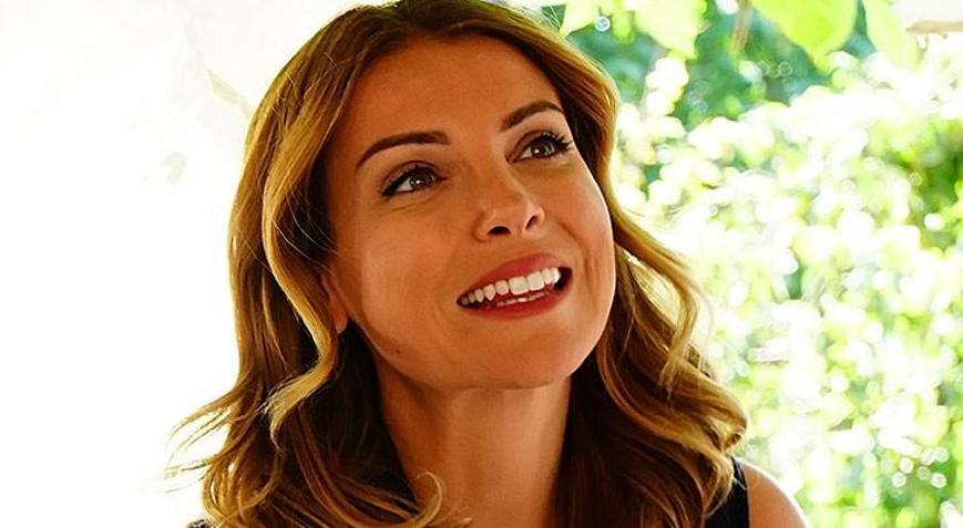 Özge Özberk doğum gününü bağışladı