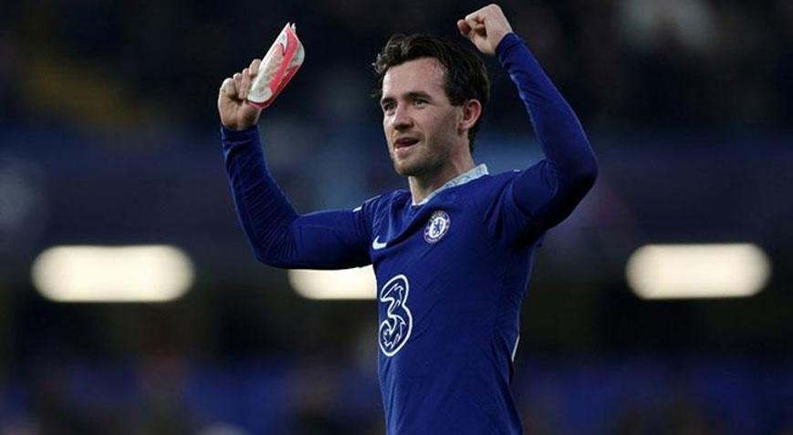 Fenerbahçeye 50 milyon Euroluk sol bek Yönetim harekete geçti