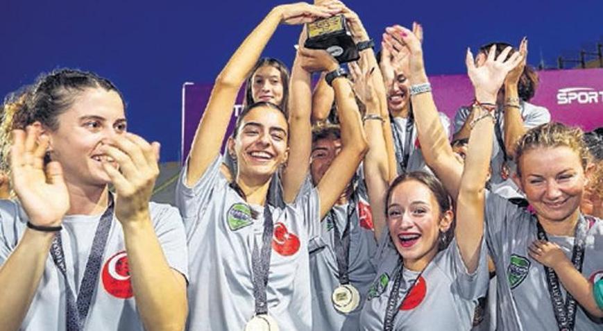 Gaziemir’in amazonları yeniden Süper Lig’de