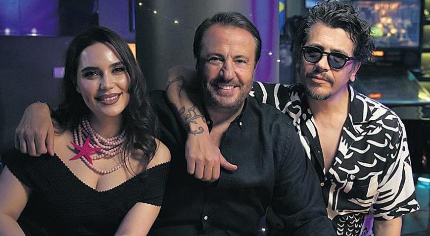 Müzik ve sohbet bir arada