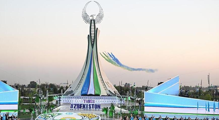 Özbekistan bağımsızlığının 33. yılını kutluyor İşte o kareler
