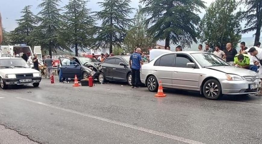 Denizlide şiddetli yağışın ardından zincirleme kaza Yaralılar var