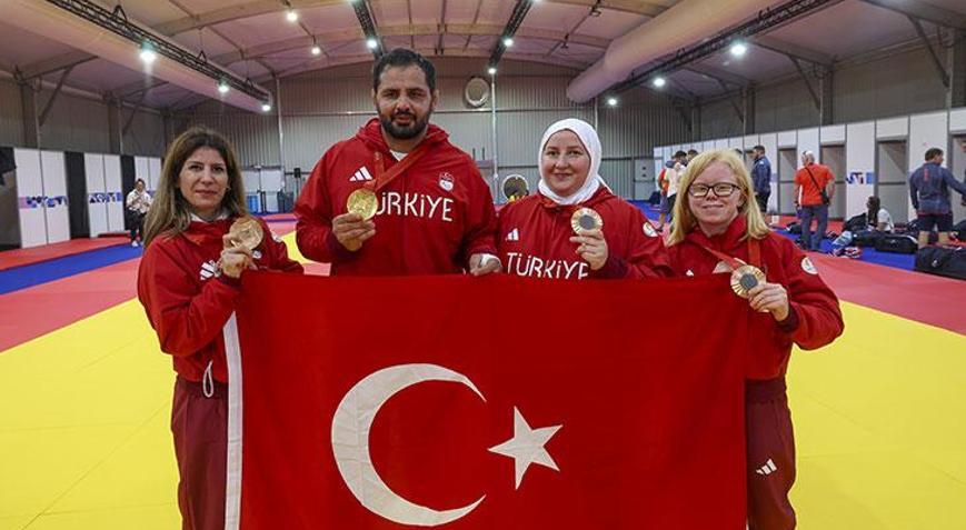 Milli sporcular, Paris 2024 Paralimpik Oyunlarında rekor kırdı