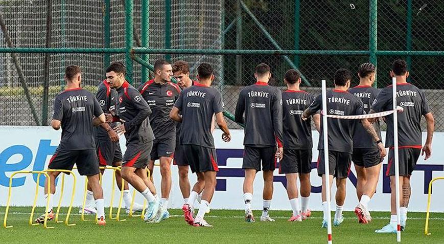 A Milli Futbol Takımı, İzlanda ile karşı karşıya