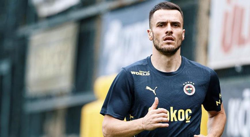 Fenerbahçede Jose Mourinho evreni herkesi büyüledi