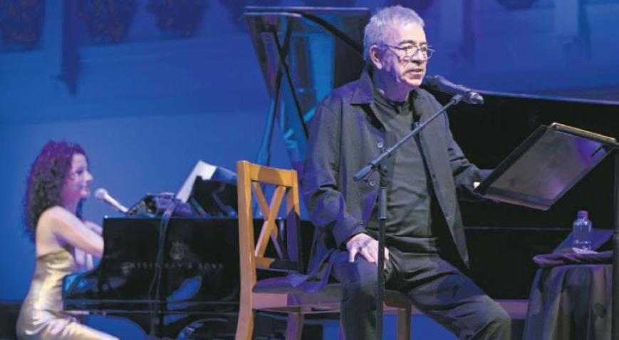 Londra’da seyirciyle buluştu