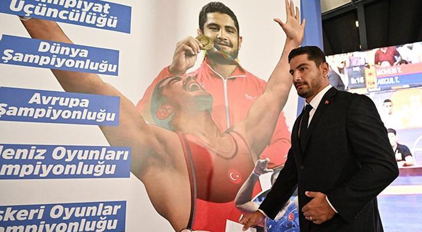 Taha Akgül, Güreş Federasyonu Başkanlığına adaylığını koydu