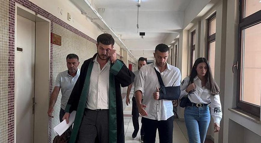 Emrecan Uzunhanın darbı konusunda yargılama devam etti