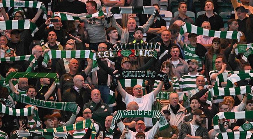 Celtic taraftarlarından Filistine destek sürüyor Devler Ligi maçında pankart