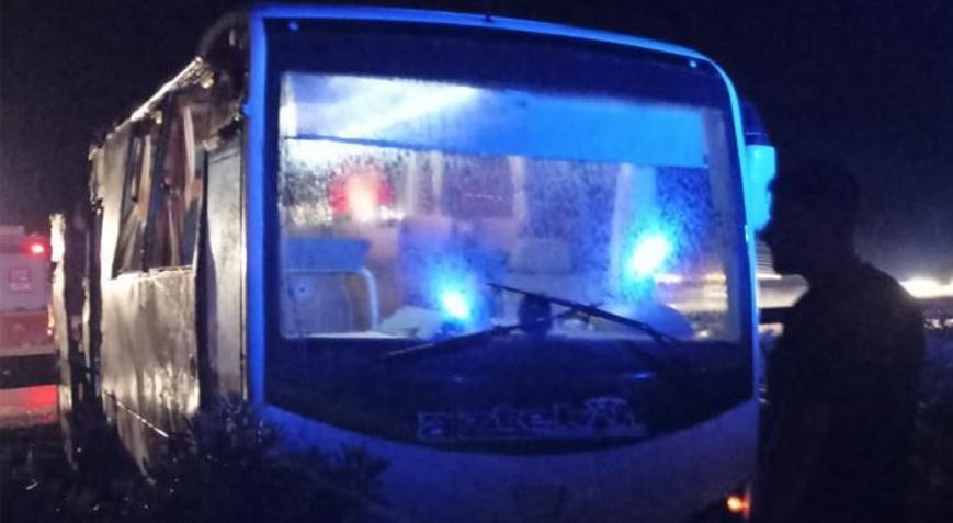 TAG Otoyolunda 3 ayrı kaza  Aynı bölgede 2 TIR ile 1 minibüs kazası meydana geldi