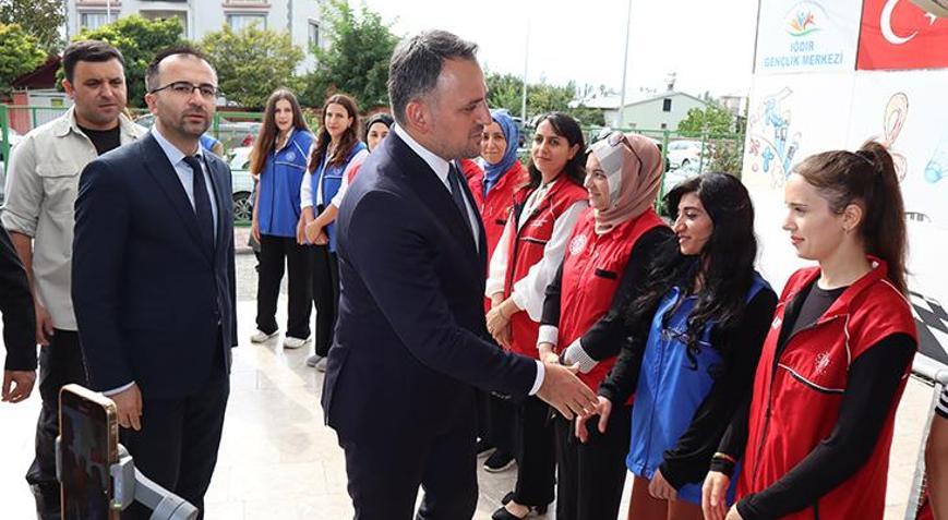 Bakan Yardımcısı Enes Eminoğlu gençlerle buluştu