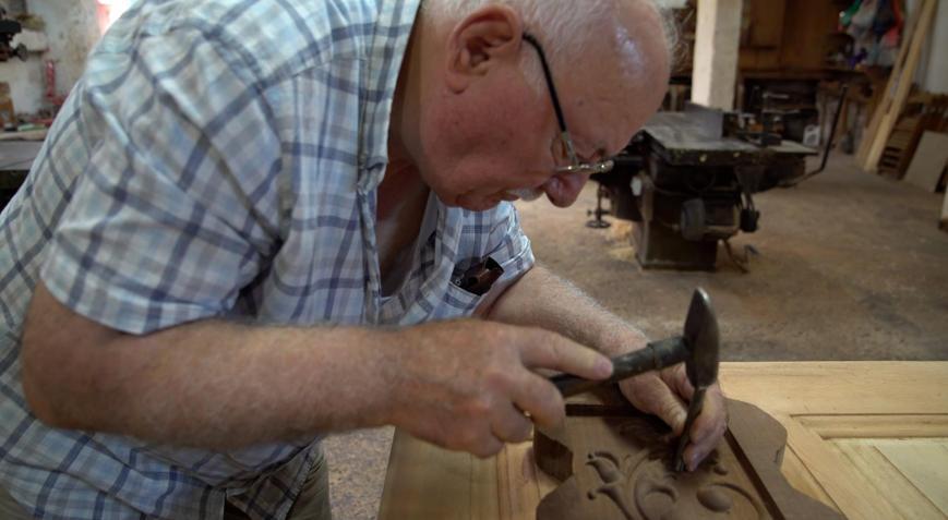 Trabzonda camileri süsleyen ahşap ustası yılın ahisi seçildi