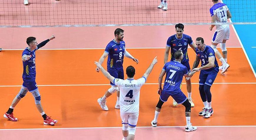 Arkas Spor, Halkbanka set vermedi Şampiyonlar Kupasını kazandı