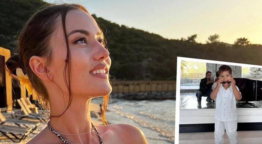 Kerem Özçivitten annesi Fahriye Evcene poz