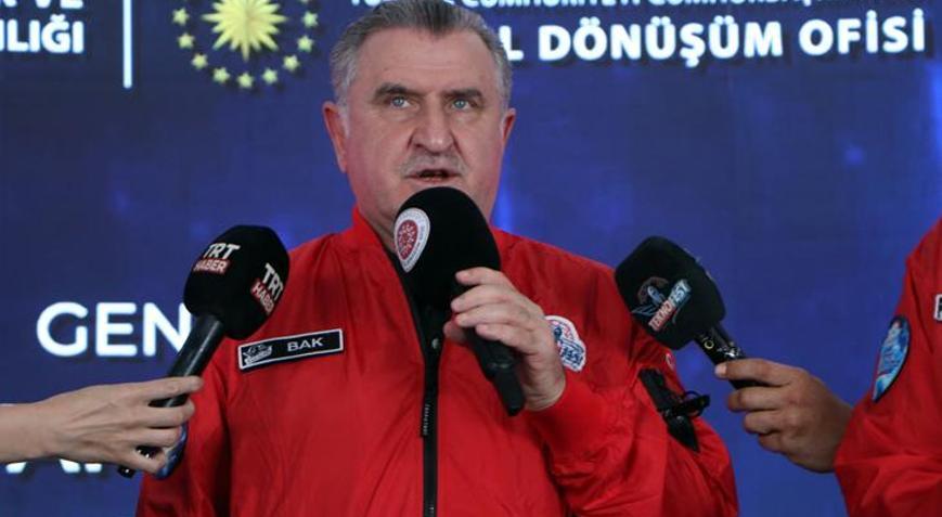 TEKNOFESTe katılan Bakan Bak: Türkiye Yüzyılı, dijital yüzyıl olacak