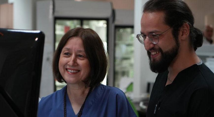 Büyük gurur Hemşire anne doktor oğluyla aynı yerde çalışıyor