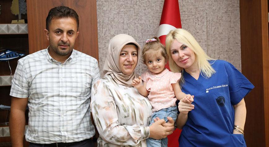 Rahim nakliyle dünyaya geldi Mucize bebek 2 yaşında