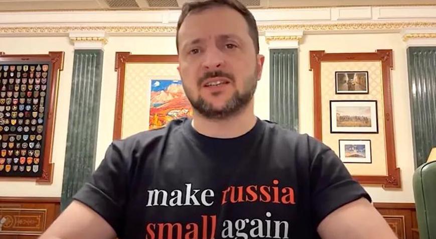 Zelenskiden Rusyayı çıldırtan tişört, Kremlinden anında yanıt