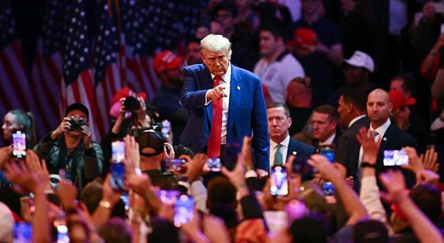 Trump: ABDnin üzerine devasa bir savunma kalkanı inşa edeceğiz