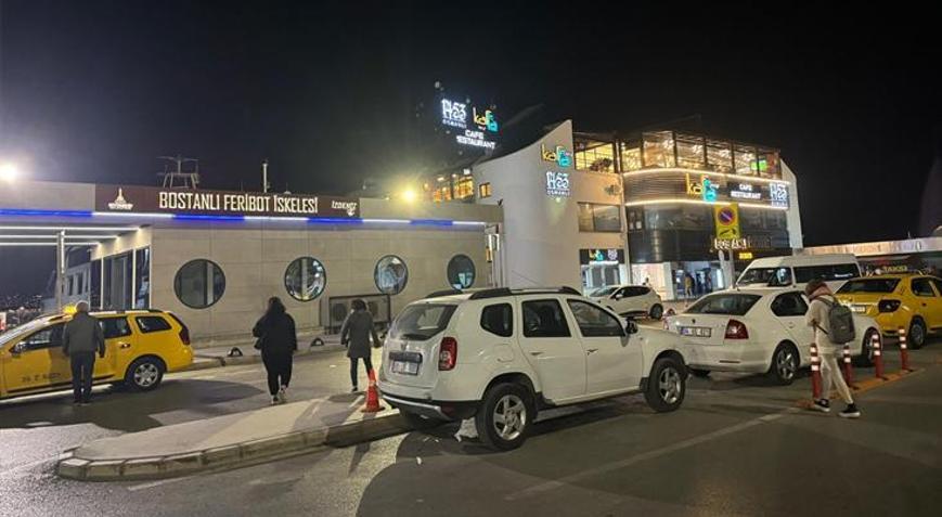İzmir’de feribot iskeleye çarptı Yaralılar var