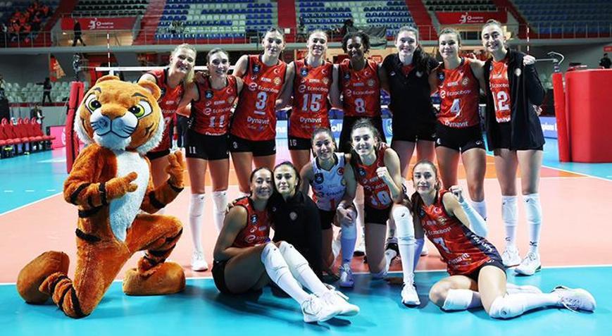 Eczacıbaşı, Şampiyonlar Ligine galibiyetle başladı