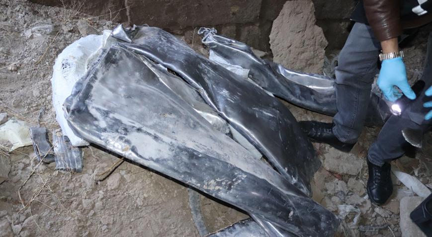 189 yıllık kilisenin çatısından kurşun levha çalan hırsız yakalandı