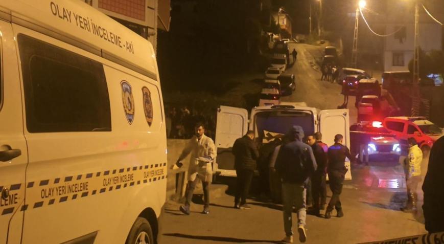 Sultanbeylide sosyal medyada eşiyle mesajlaşan Sezgin Ç.yi silahla vurarak öldürdü