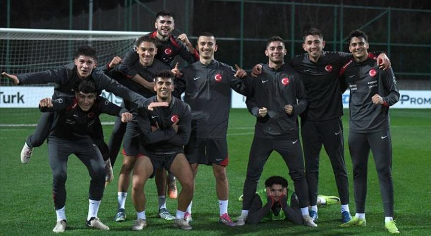 Ümit Milli Futbol Takımında Sırbistan maçı mesaisi başladı
