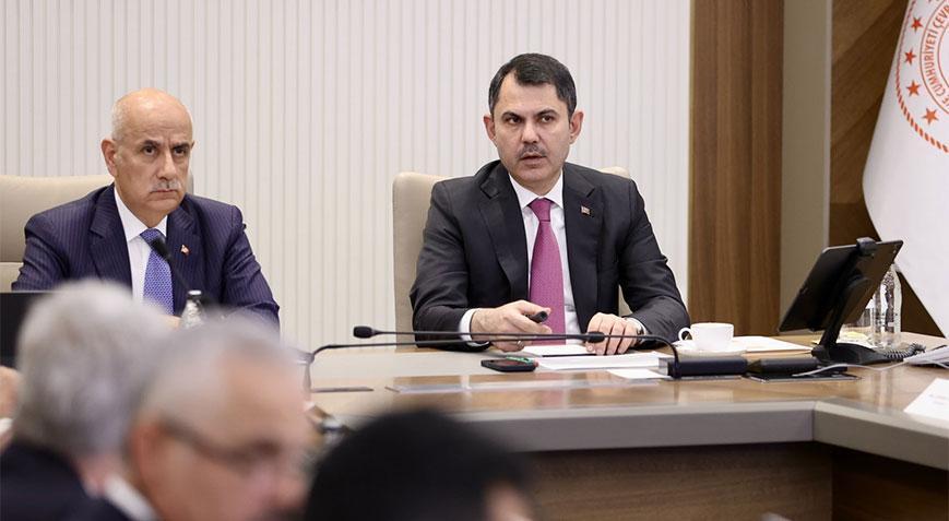 Deprem bölgesinde çalışmalar sürüyor Bakan Kurum:  23 bin 899 konut ve iş yerini teslim ettik