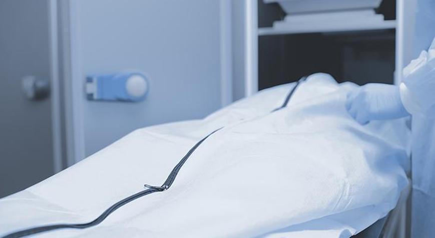 �len hastan�n g�z� kayboldu, doktorlar "fareler yapt�" dedi