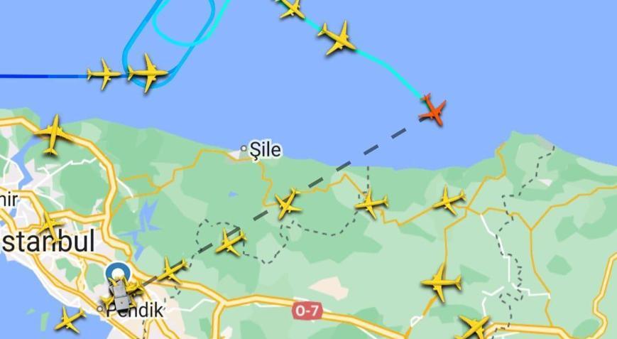 İstanbul- Sabiha Gökçen Havalimanında şiddetli lodos nedeniyle uçaklar havada tur atıyor