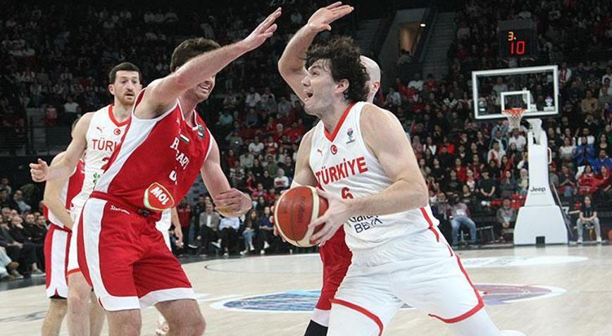 12 Dev Adam, Avrupa Şampiyonası biletini kazandı Macaristanı devirdik