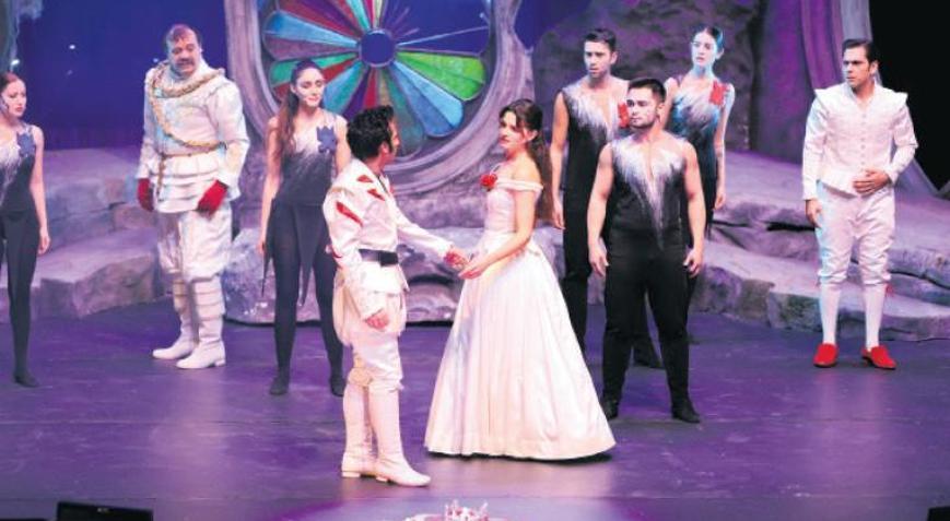 Yerimi bilmem sahnede ‘Araf’tayım