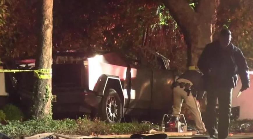 Tesla Cybertruck kazası: Araçtaki 3 genç öldü, 1 ağır yaralı var