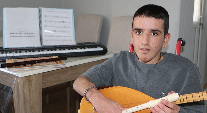 2 saatte enstrüman çalmayı öğrendi Engel tanımayan Tunanın hedefi ise...