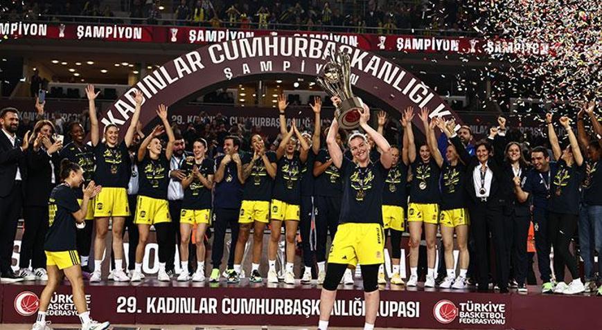 Cumhurbaşkanlığı Kupasını Fenerbahçe Opet kazandı Cumhurbaşkanlığı Kupasını Fenerbahçe Opet kazandı