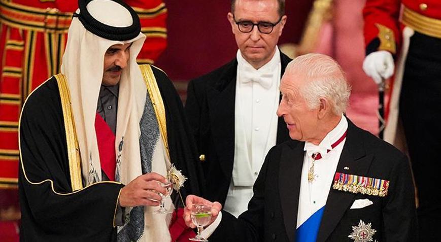 İngiltere Kralı Arapça konuştu Katar emiri şaştı kaldı