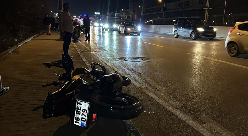Bursada feci kaza Otomobile çarpıp savrulan motosikletteki 2 kişi öldü