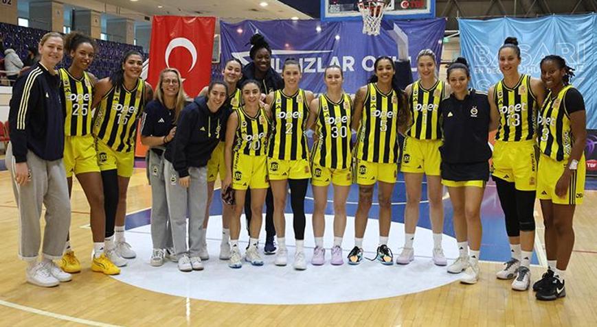 Fenerbahçe Opet deplasmanda 25 sayı fark attı