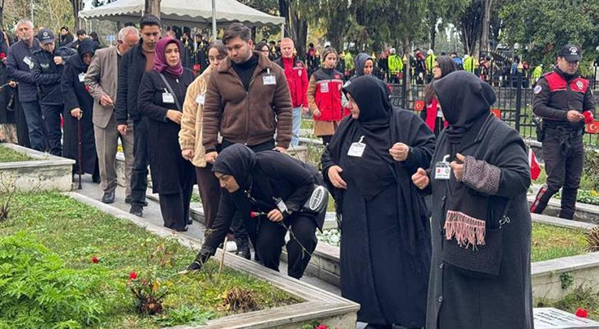 Beşiktaşta 2016 yılındaki terör saldırısında şehit olanlar için anma töreni