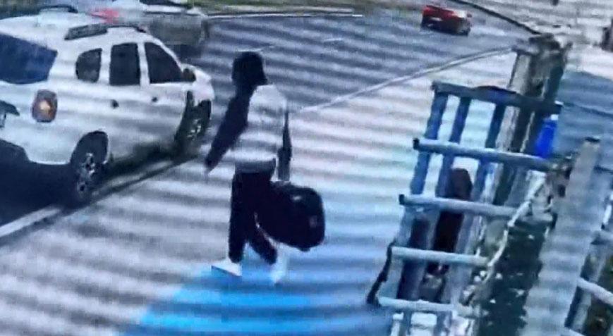 Şoke eden an 2,5 milyon lirayı kendi elleriyle teslim etti