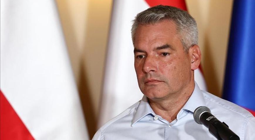 Avusturya ülkesine dönen Suriyelilere bin euro verecek