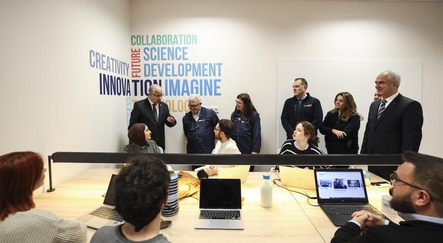 Beşinci Teknoloji ve Etki Merkezi Kocaeli Üniversitesi’nde hizmete girdi