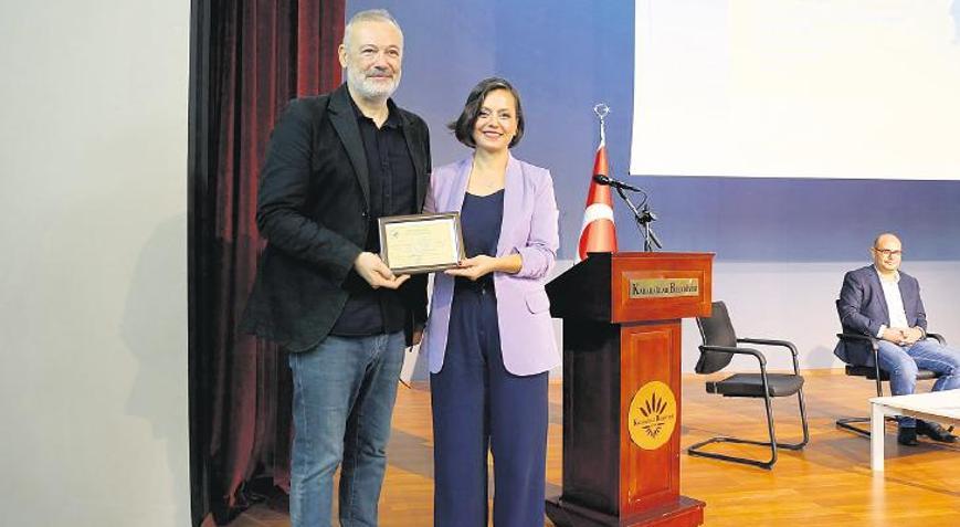 ‘Sanat önemli bir araç’