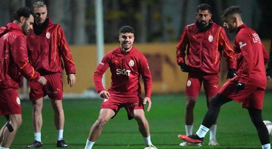 Galatasaray, Trabzonspor mesaisine başladı