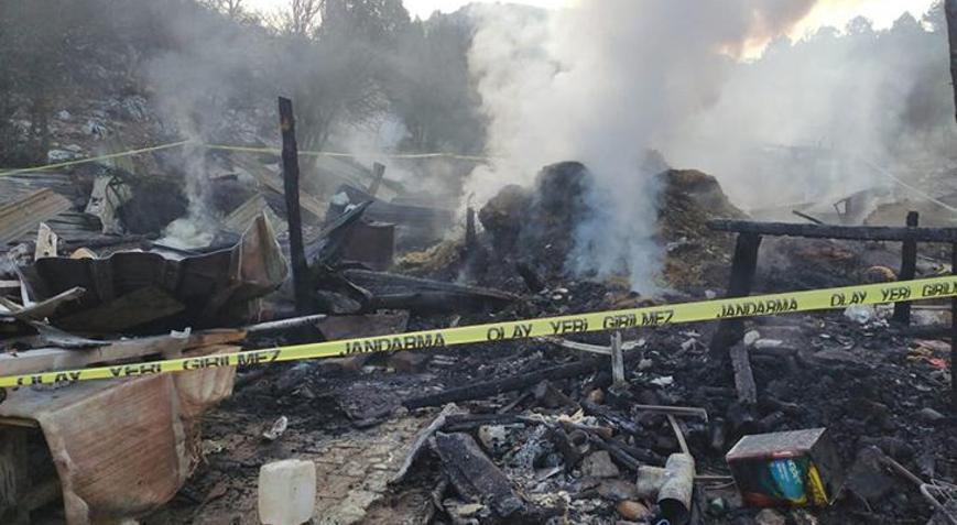 Konyada yangın: 2 ölü