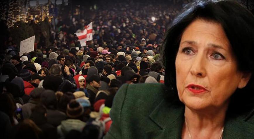 Gürcistan kriz dinmiyor Cumhurbaşkanı Zurabişviliden seçim mesajı