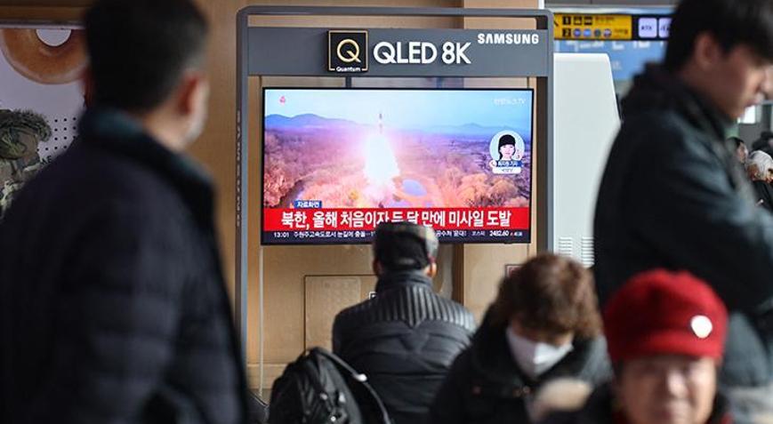 Kuzey Kore bu yılın ilk balistik füze denemesini gerçekleştirdi