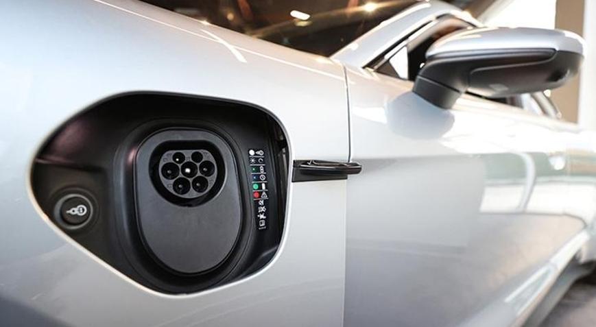 2024te elektrikli otomobil satışları 100 bine dayandı