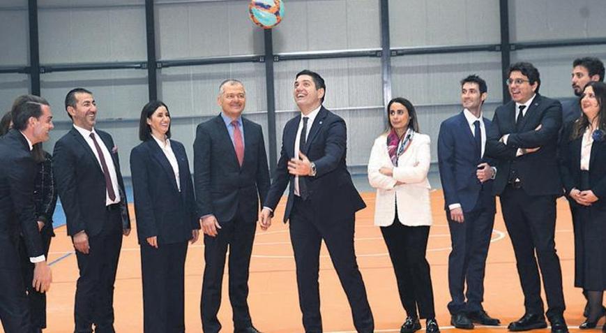 ‘Gençlerimize yatırımın mutluluğunu yaşıyoruz’